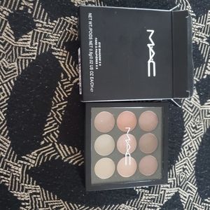 Mac eyeshadow x9